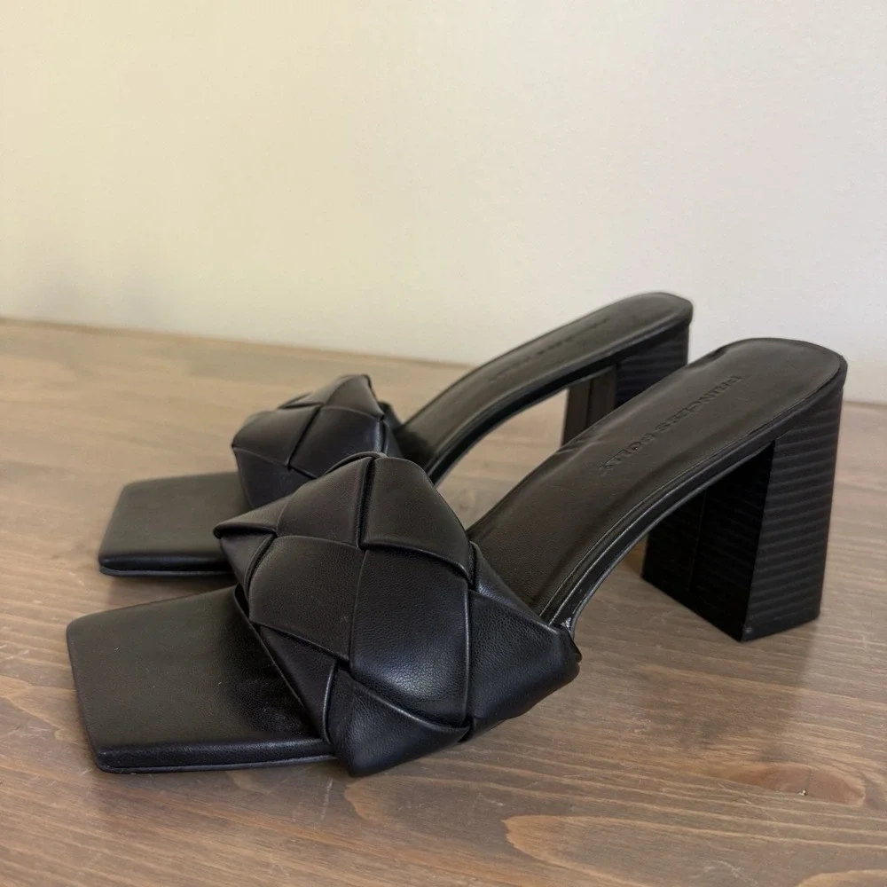 Princess Polly Womens 9 Black Bisou Woven Square Toe Slip On Block Heels Sandals